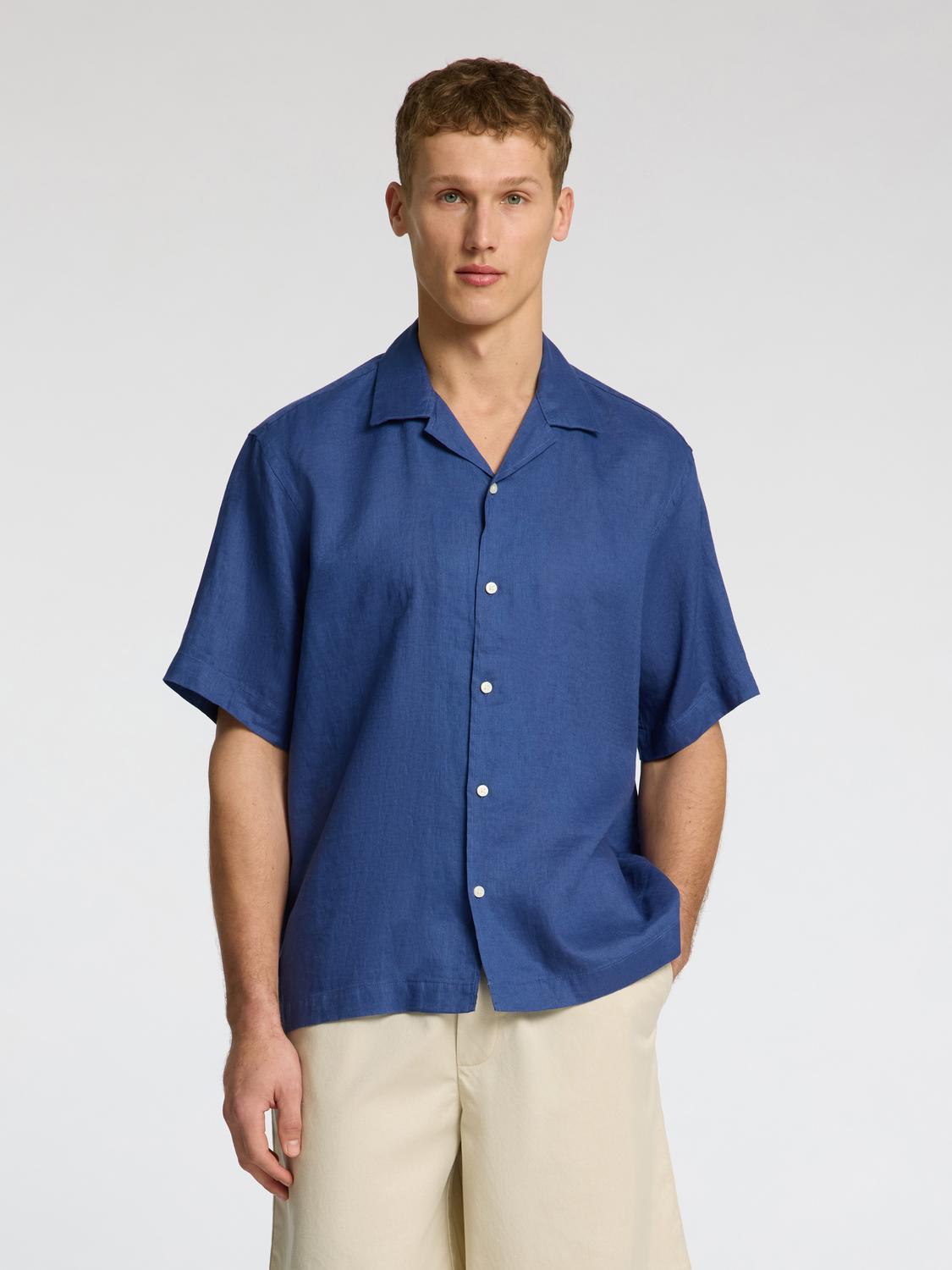 model_shot-front